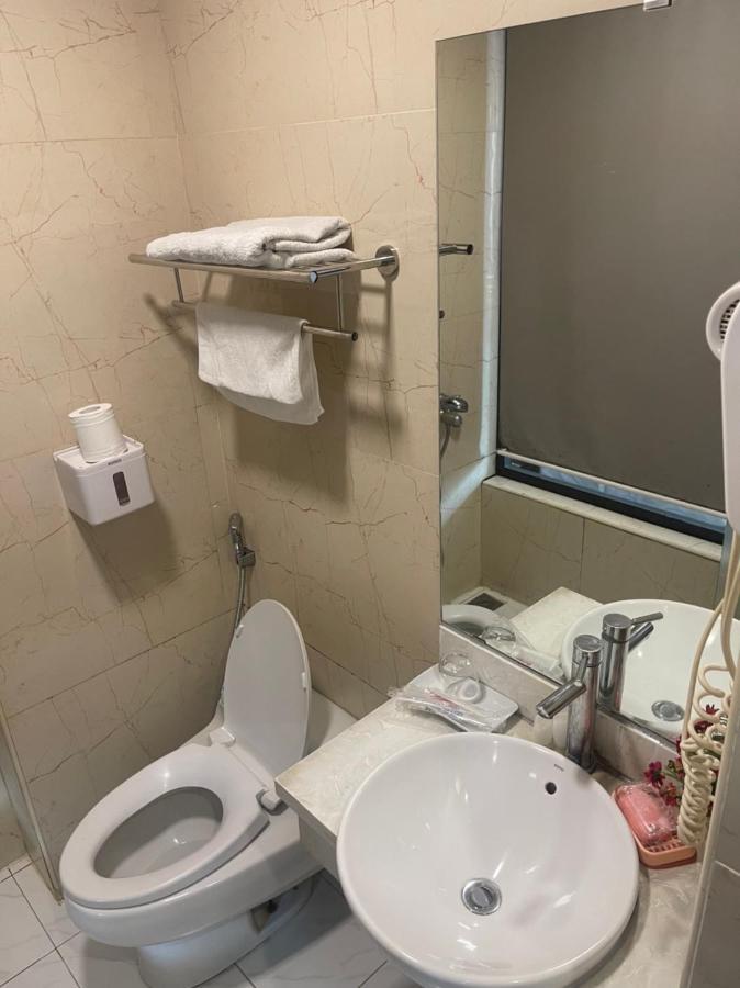 Hotel Ngoc Lan 1 Hn - By Bay Luxury Hanoï